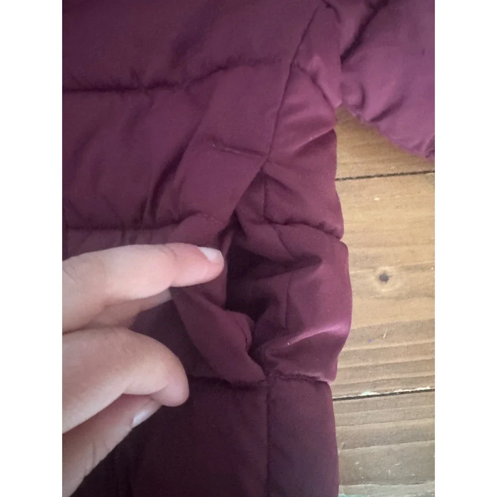 The Childrens Place Kids 2T Burgundy Puffer Jacket Hooded‎ Quilted Winter Coat